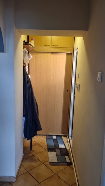 Crangasi, 2 minute metrou,